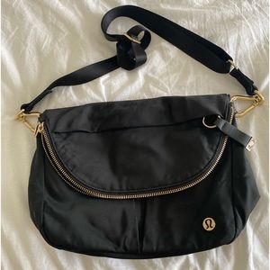 Lulu retired 5L festival bag!